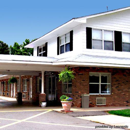 Durham Skyland Inn エクステリア 写真