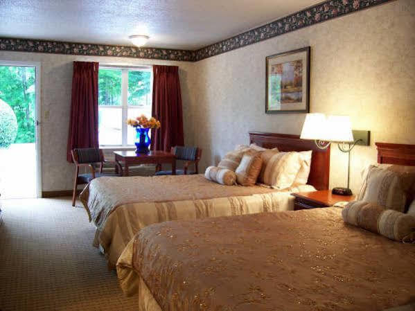 Durham Skyland Inn エクステリア 写真